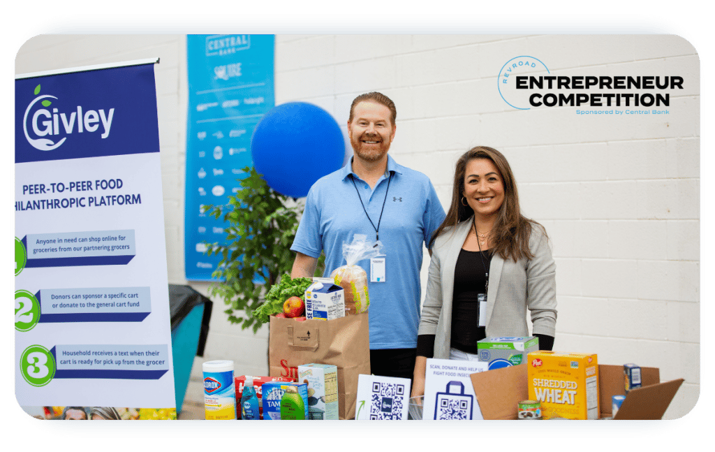 Givley's successful booth set up Entrepreneur competition from 2021